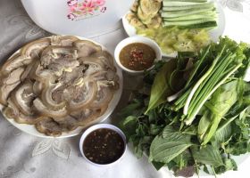 Bò Hấp Cuốn Rau Rừng